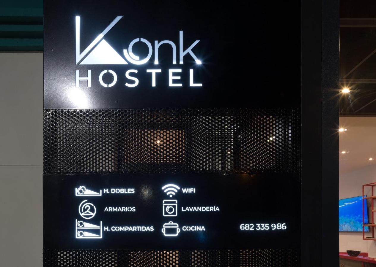Konk Hostel ラ・マンガ・デル・マール・メノール エクステリア 写真